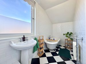 Photo 15- click for photo gallery